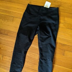 NWT Fabletics Powerhold Legging